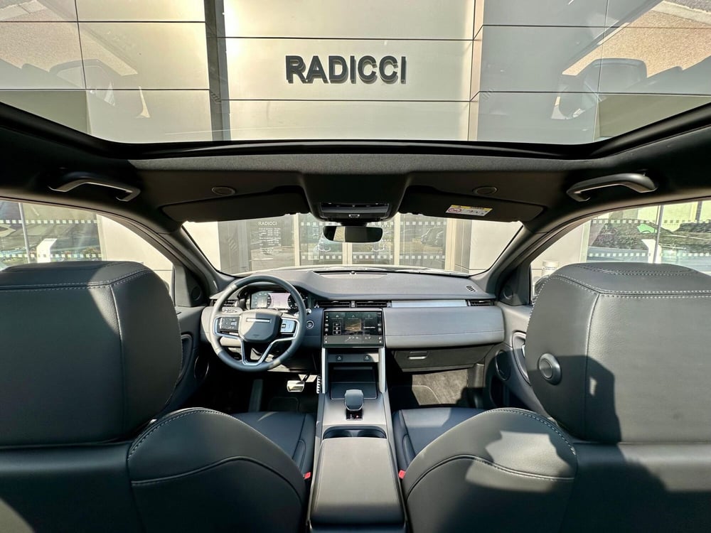 Land Rover Discovery Sport usata a Bari (10)