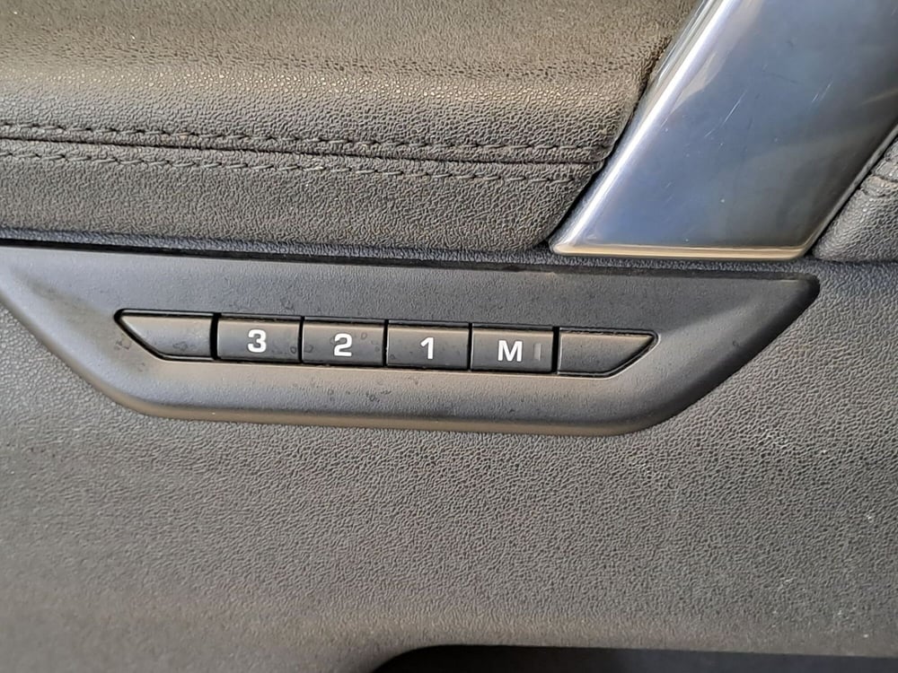 Land Rover Discovery Sport usata a Pavia (13)