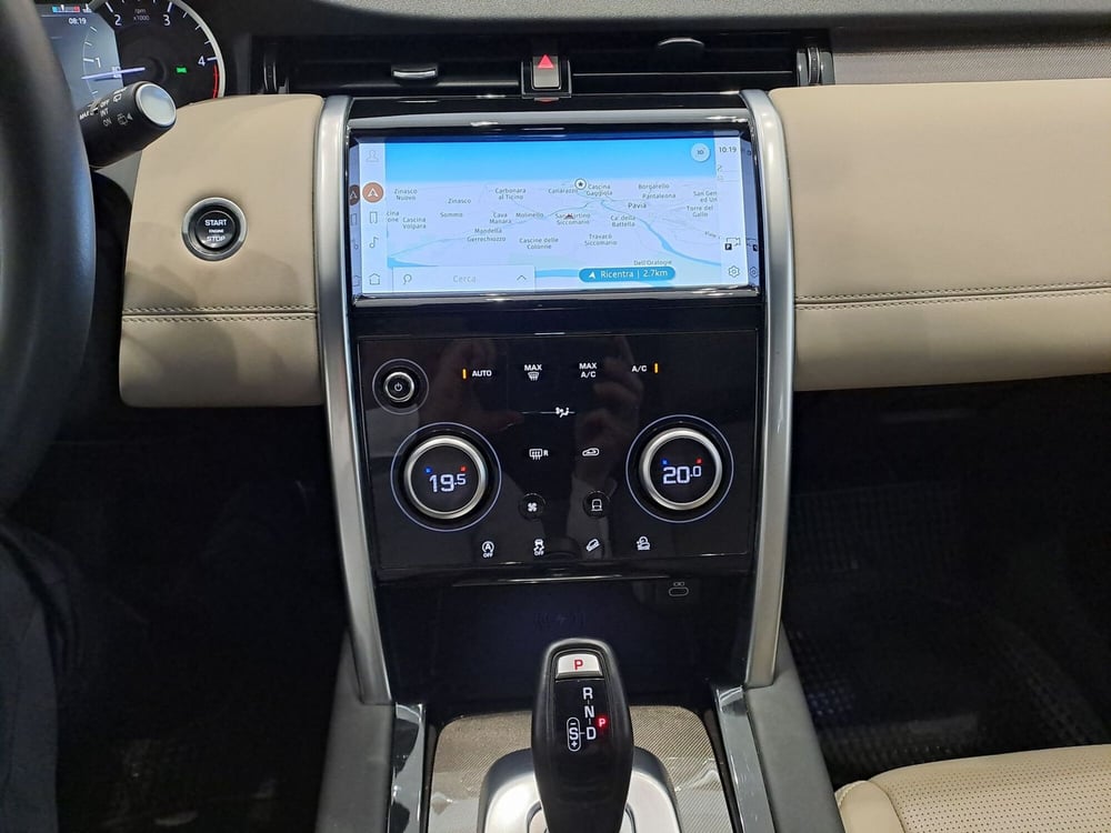 Land Rover Discovery Sport usata a Pavia (15)