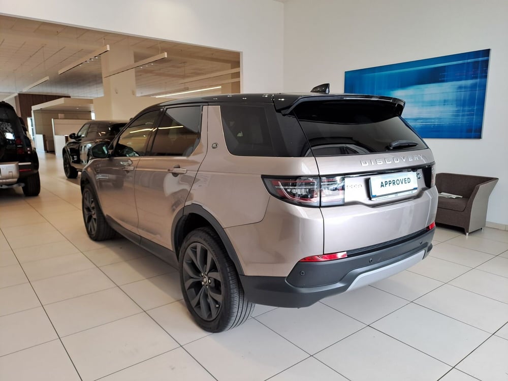 Land Rover Discovery Sport usata a Pavia (17)