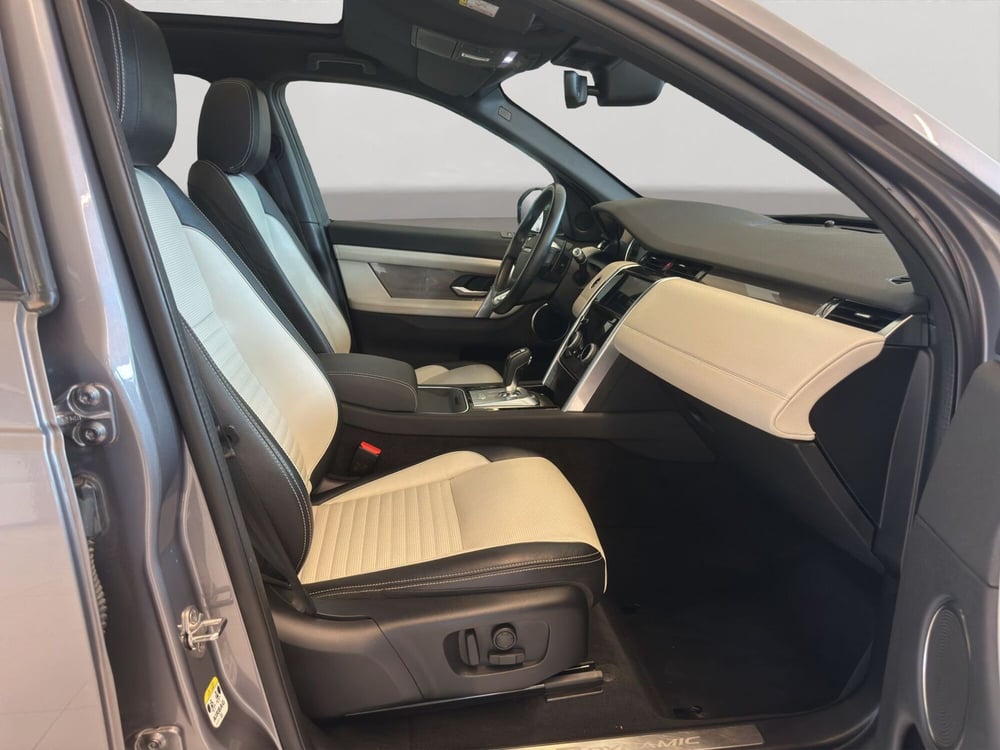 Land Rover Discovery Sport usata a Latina (3)