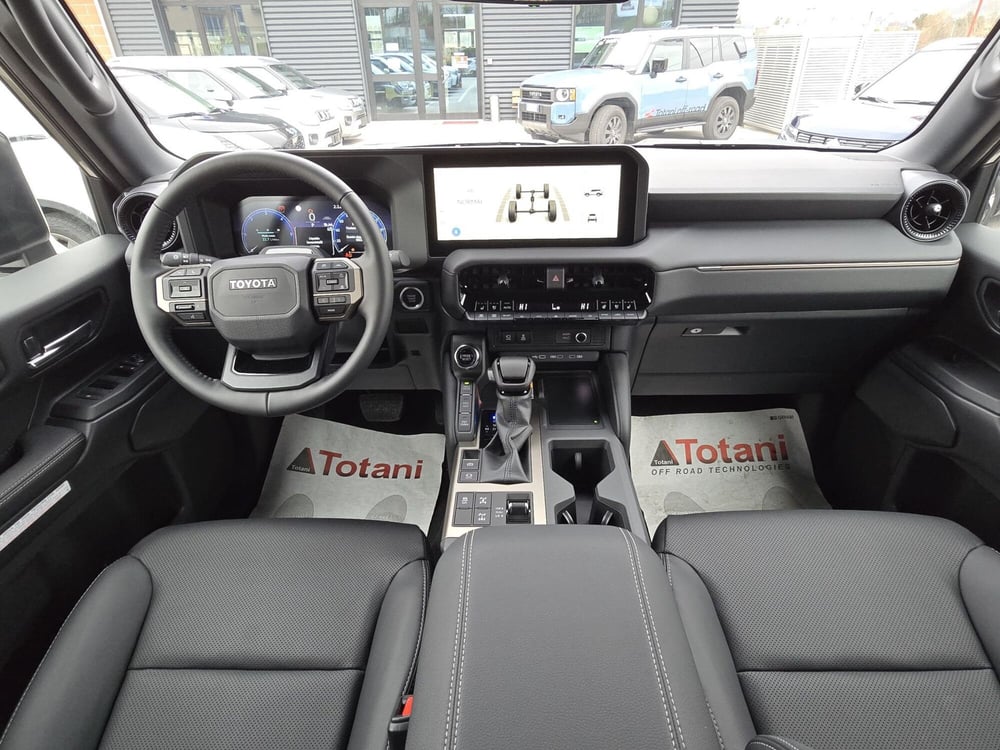 Toyota Land Cruiser nuova a L'Aquila (10)