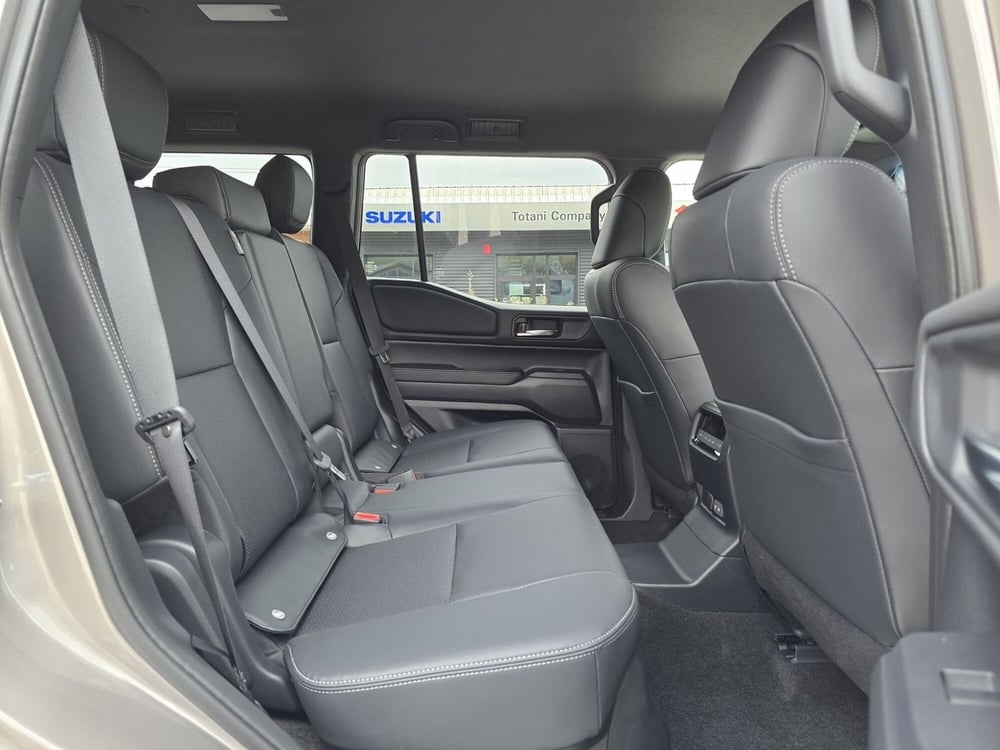 Toyota Land Cruiser nuova a L'Aquila (14)