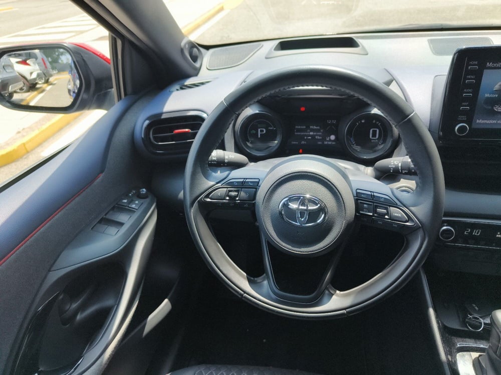 Toyota Yaris nuova a Messina (13)