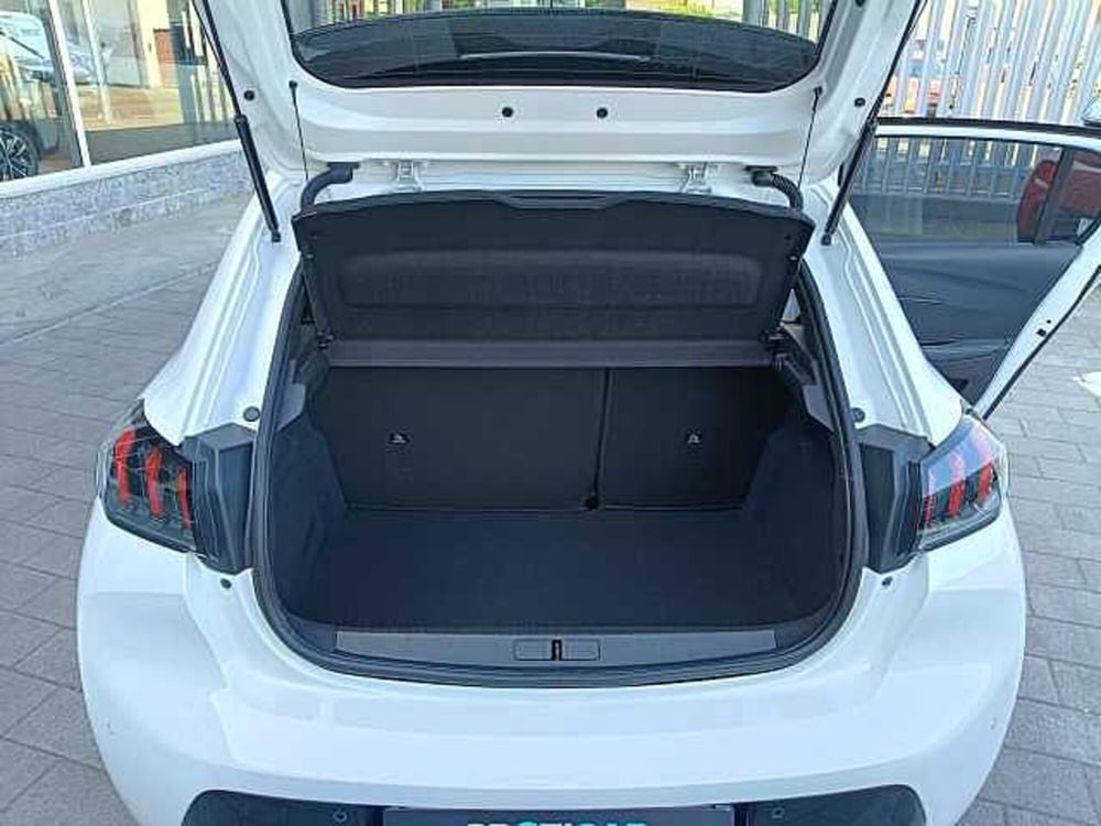 Peugeot 208 usata a Milano (7)
