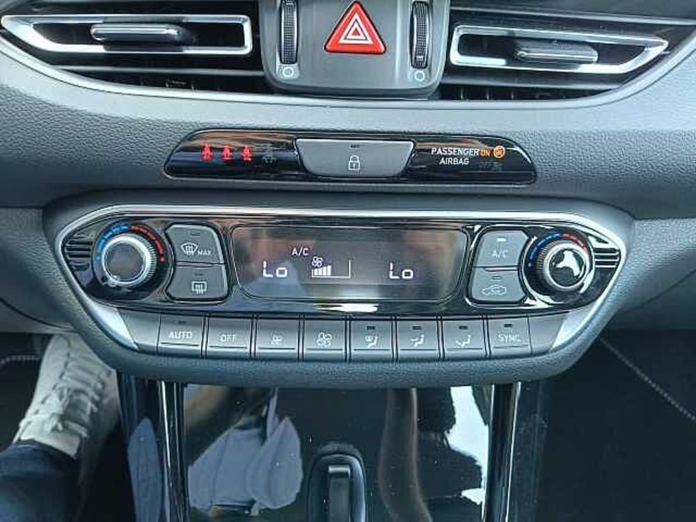 Hyundai i30 usata a Milano (17)