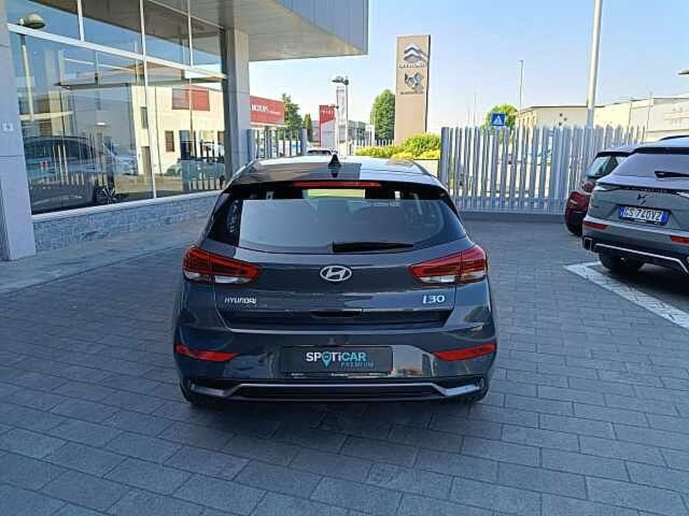 Hyundai i30 usata a Milano (6)