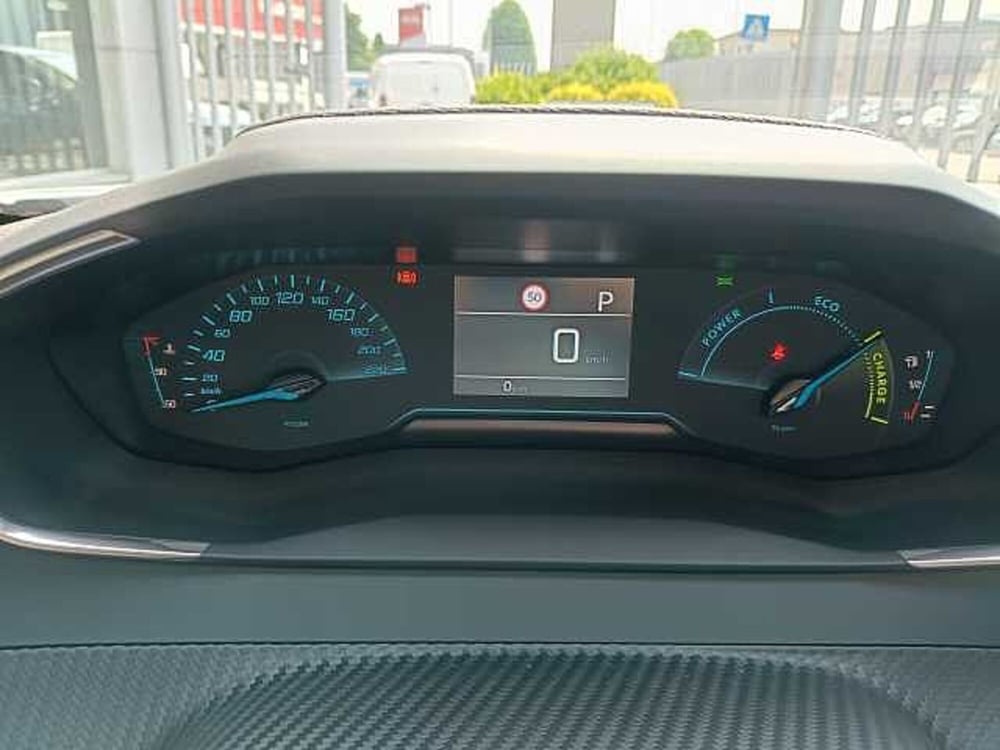 Peugeot 2008 nuova a Milano (15)