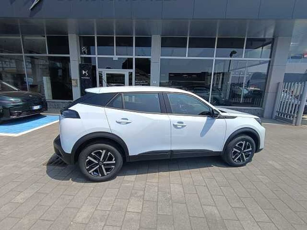 Peugeot 2008 nuova a Milano (9)