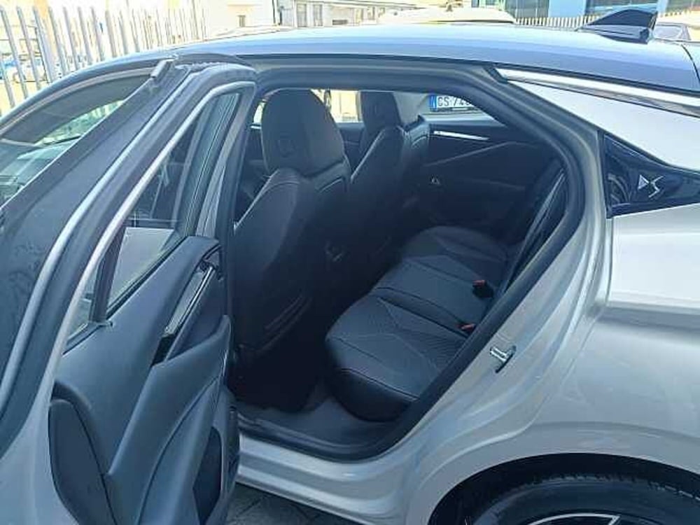 Ds DS 4 nuova a Milano (13)