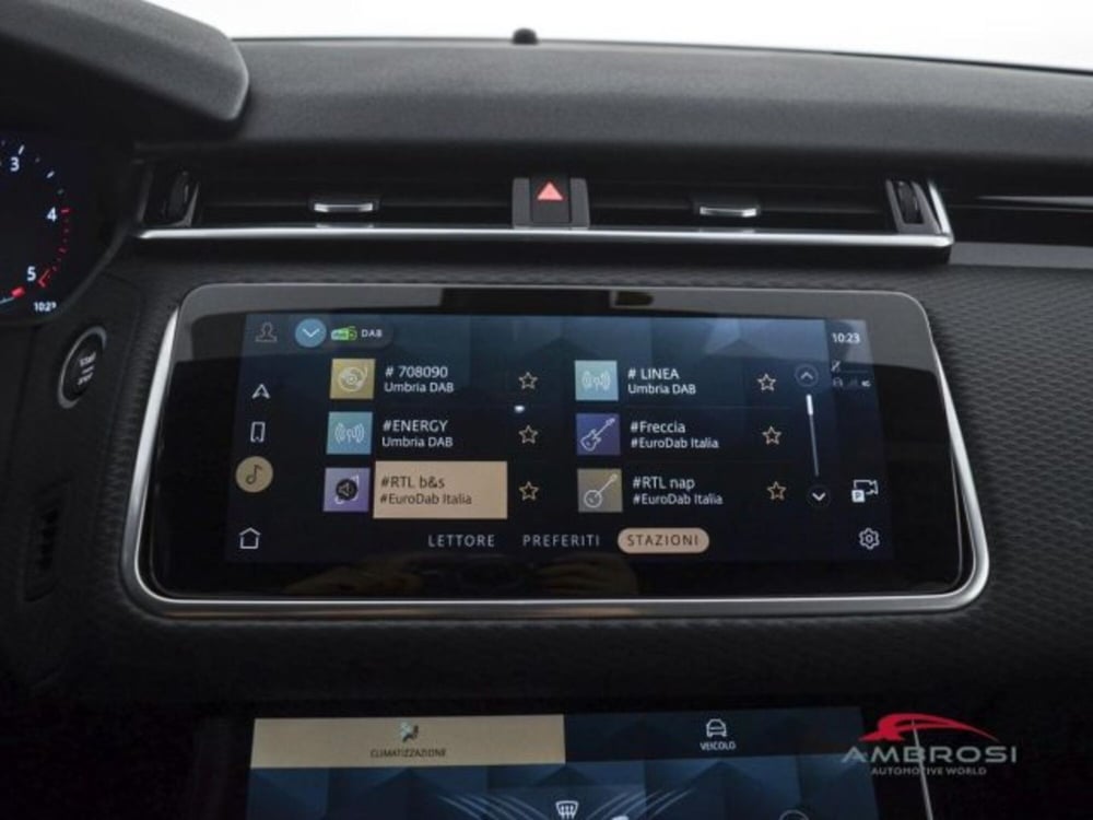 Land Rover Range Rover Velar usata a Perugia (14)