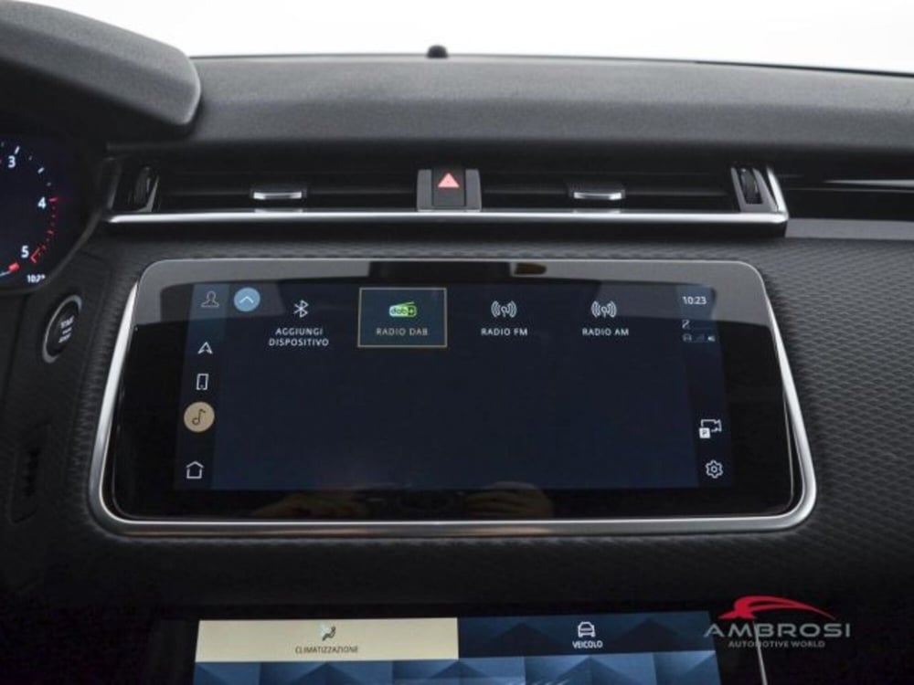 Land Rover Range Rover Velar usata a Perugia (15)