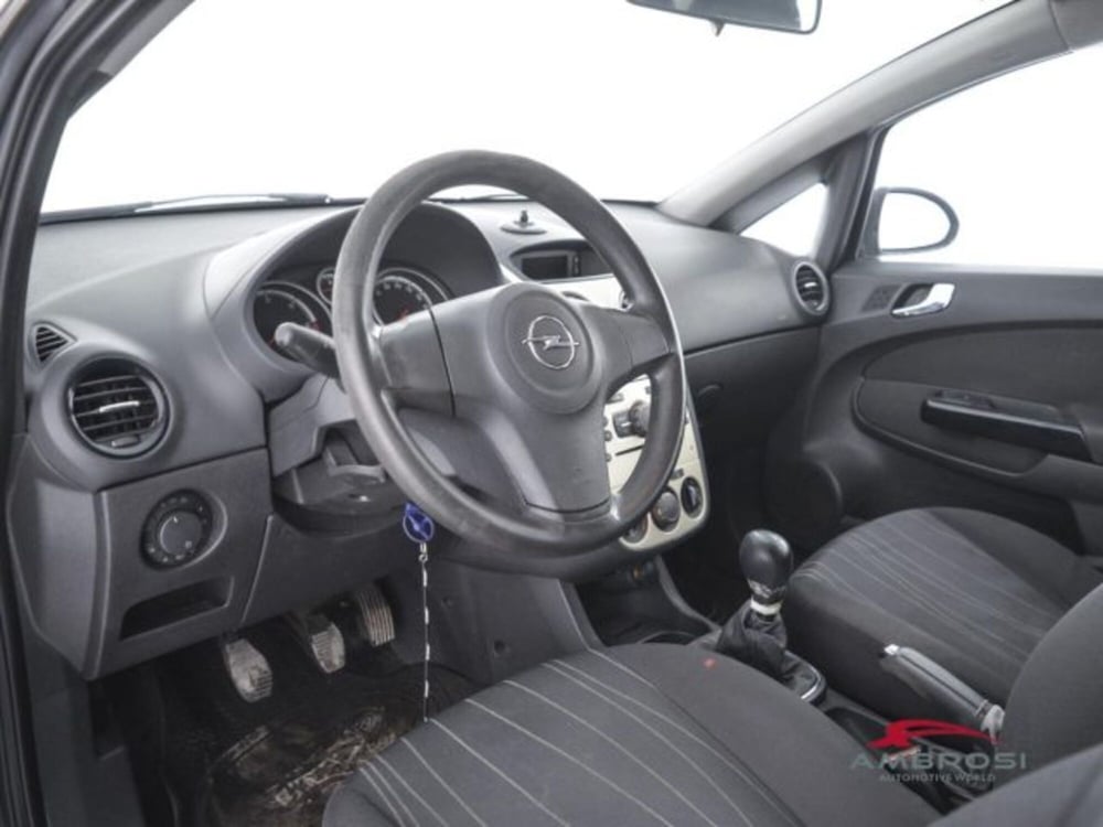 Opel Corsa usata a Perugia (8)