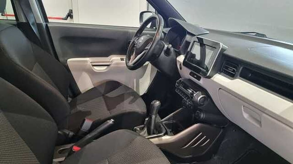 Suzuki Ignis usata a Milano (13)