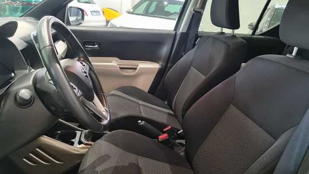 Suzuki Ignis usata a Milano (14)
