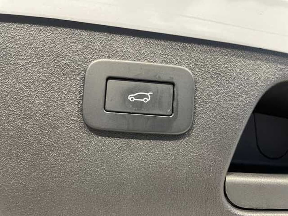 Jaguar E-Pace usata a Ravenna (12)