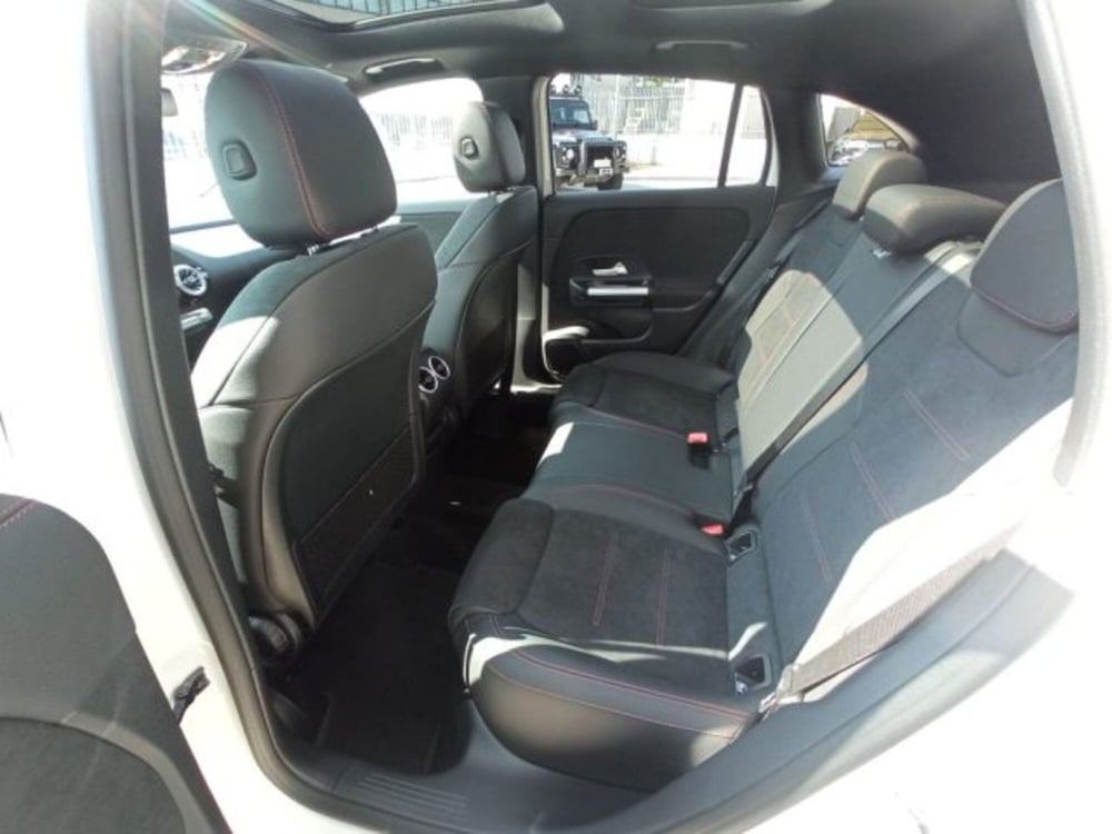 Mercedes-Benz GLA SUV nuova a Potenza (10)