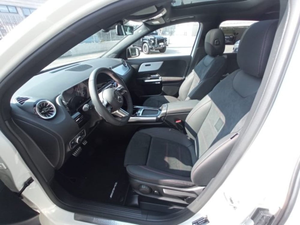 Mercedes-Benz GLA SUV nuova a Potenza (9)