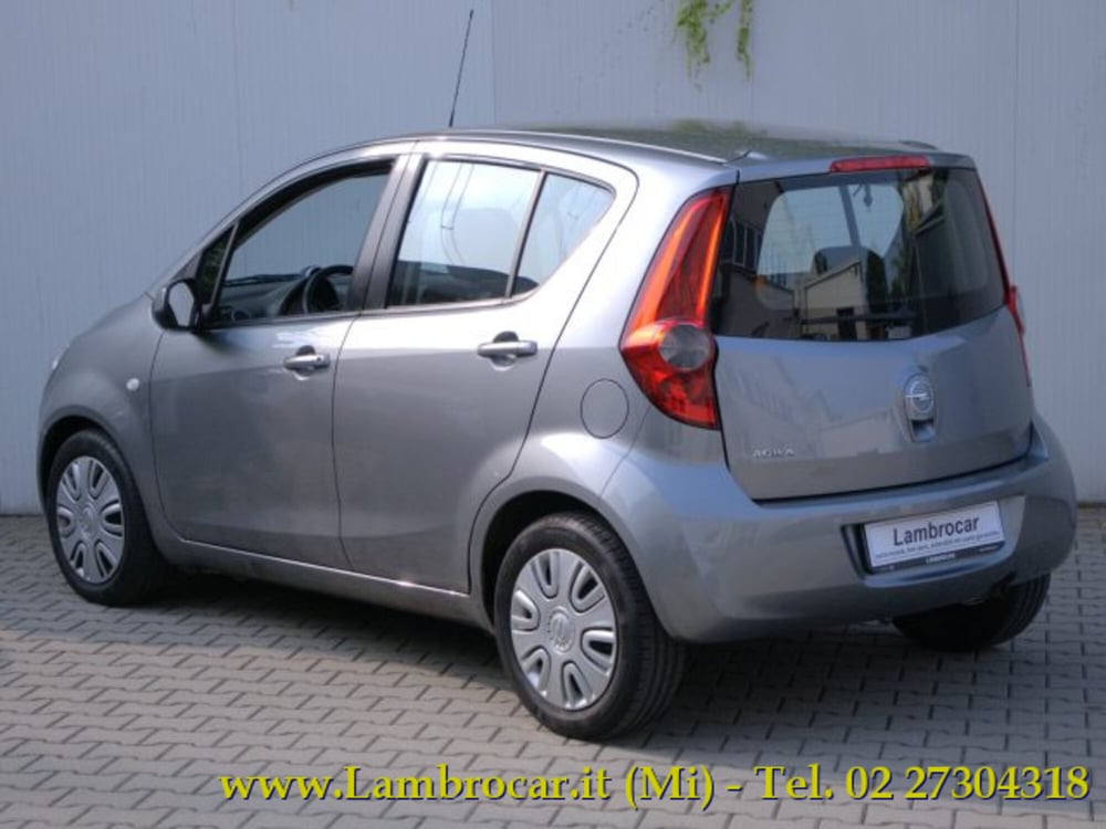 Opel Agila usata a Milano (13)