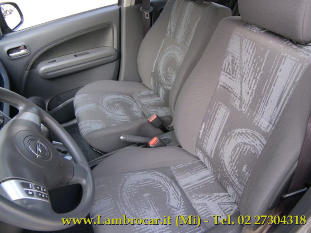 Opel Agila usata a Milano (4)