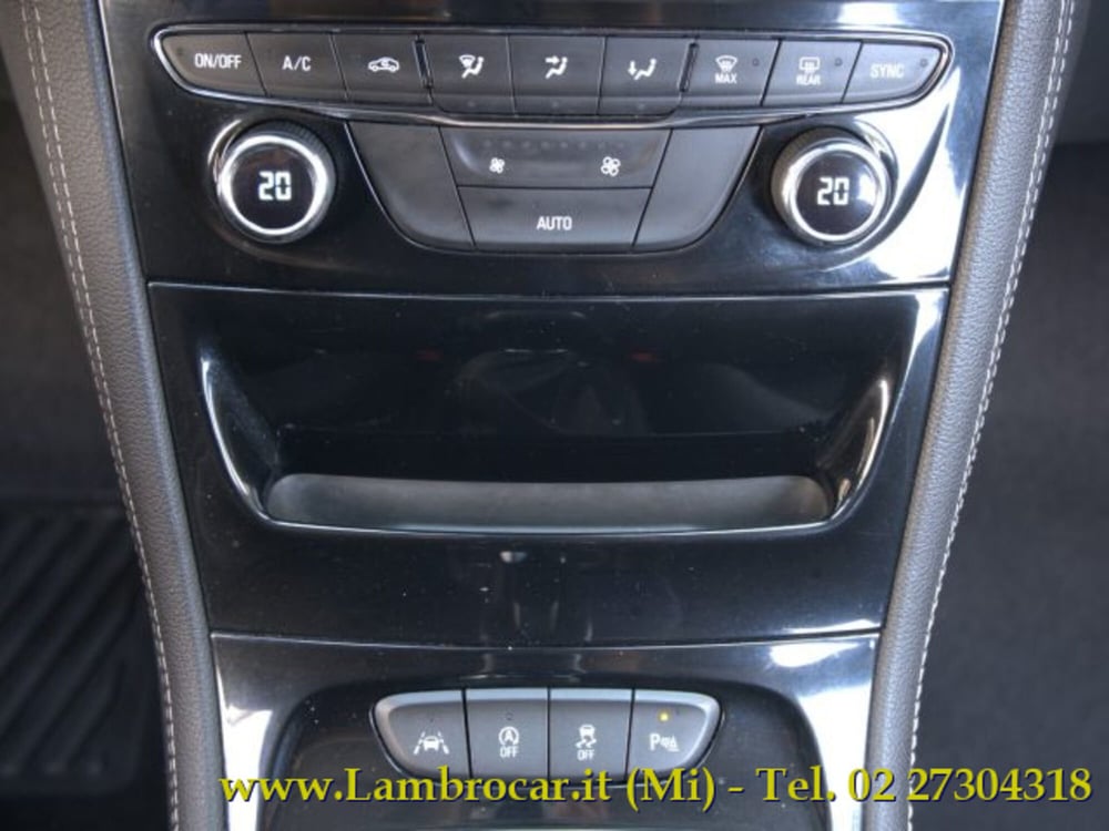Opel Astra usata a Milano (10)