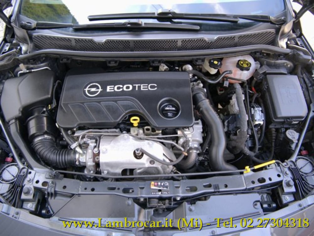 Opel Astra usata a Milano (16)