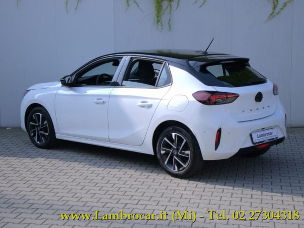 Opel Corsa usata a Milano (15)
