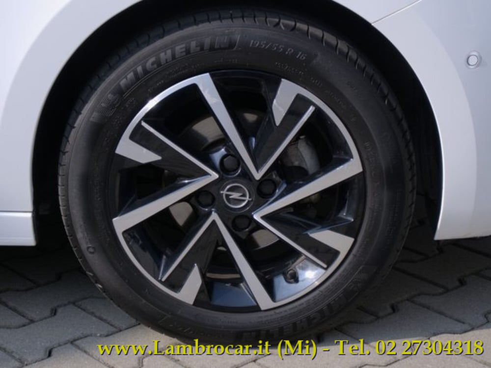 Opel Corsa usata a Milano (16)