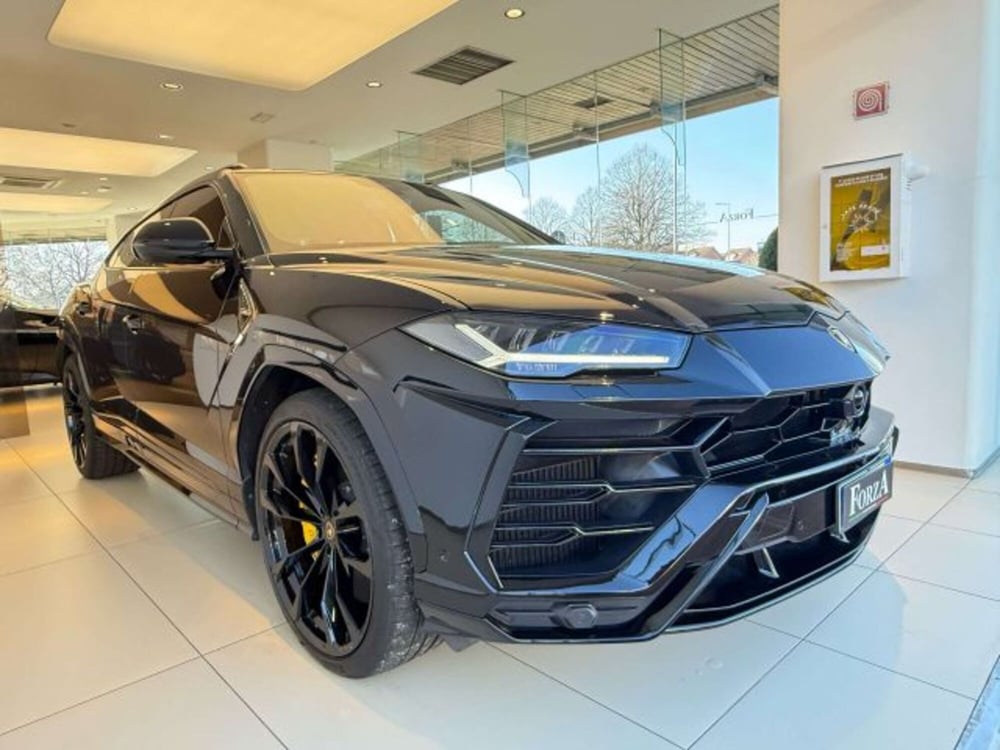 Lamborghini Urus usata a Torino (3)