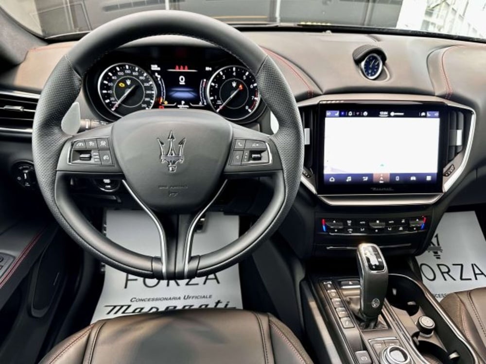Maserati Ghibli nuova a Torino (14)
