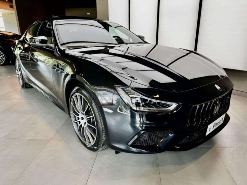 Maserati Ghibli nuova a Torino (3)