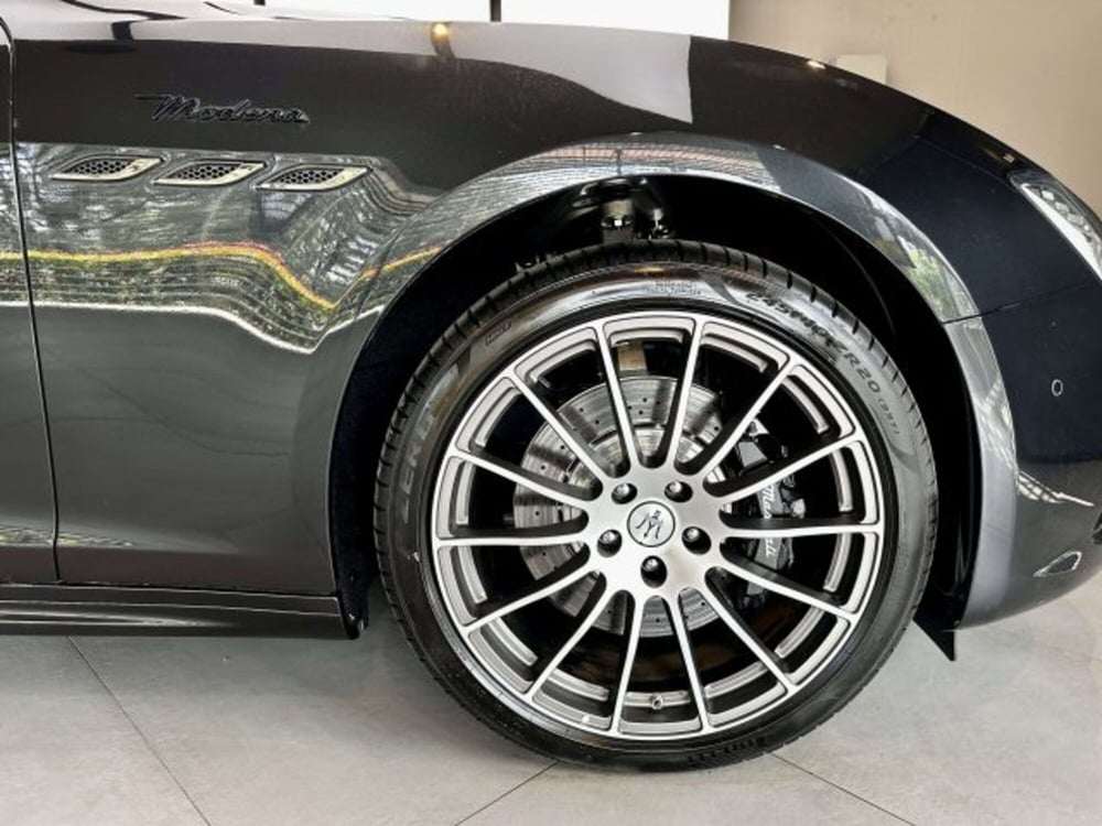 Maserati Ghibli nuova a Torino (5)