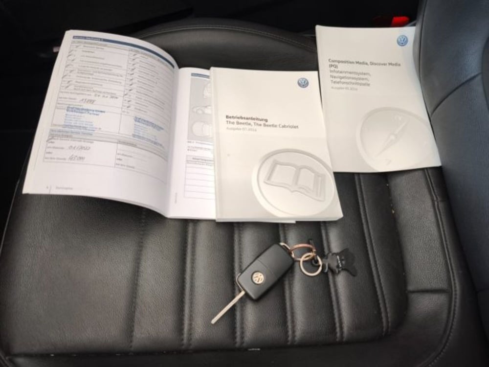 Volkswagen Maggiolino Cabrio usata a Firenze (15)