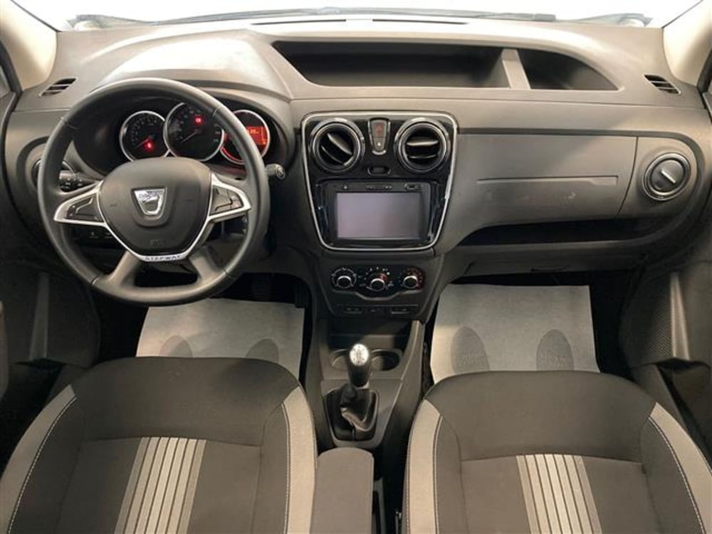 Dacia Dokker usata a Brescia (14)