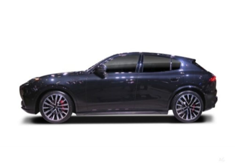 Maserati Grecale usata a Teramo (8)