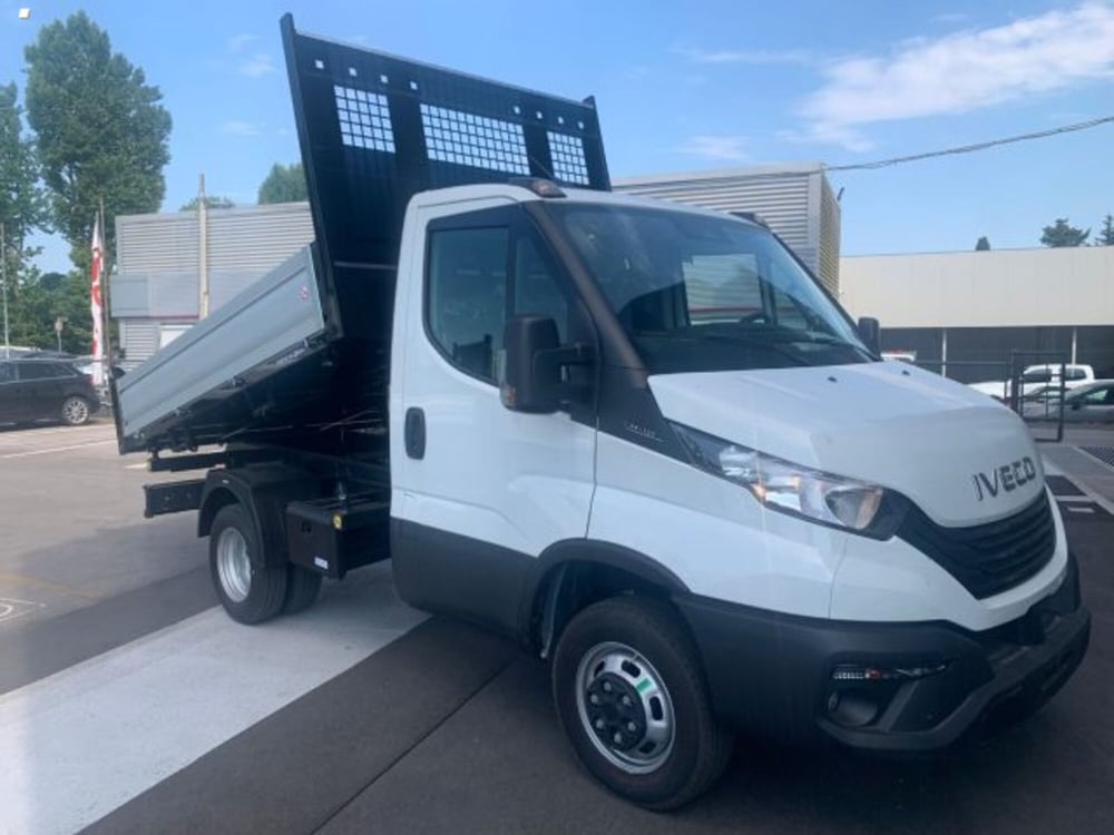 Iveco Daily Telaio nuova a Lucca (2)