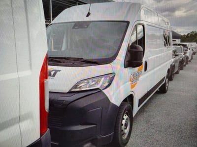 Peugeot Boxer Cabinato 335 cab L4 2.2 bluehdi 140cv S&amp;S at8 del 2024 usata a Cesena