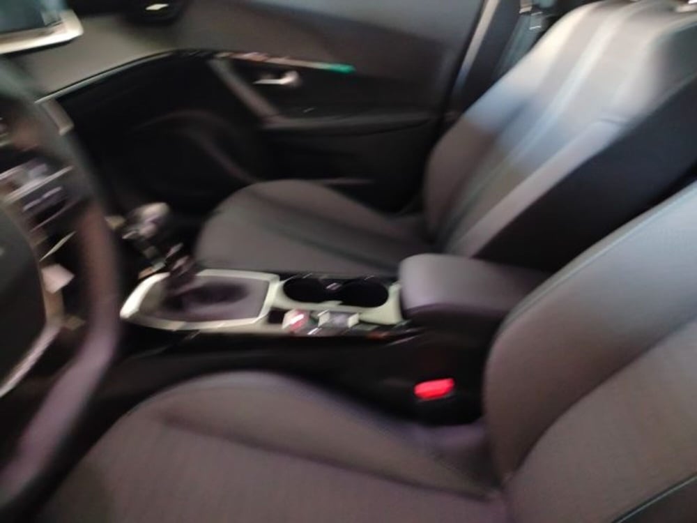 Peugeot 2008 nuova a Forlì-Cesena (19)