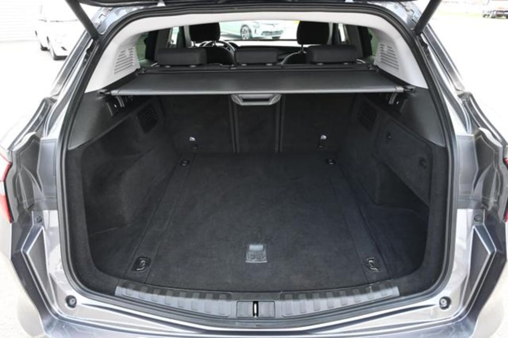 Alfa Romeo Stelvio usata a Torino (9)