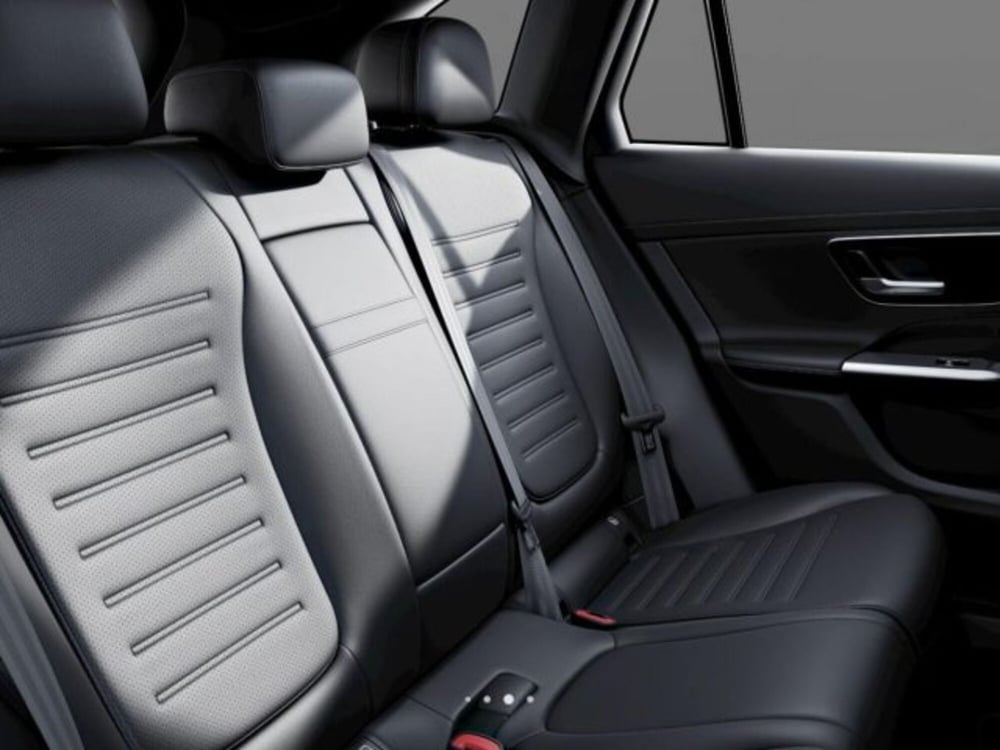Mercedes-Benz GLC nuova a Verona (7)