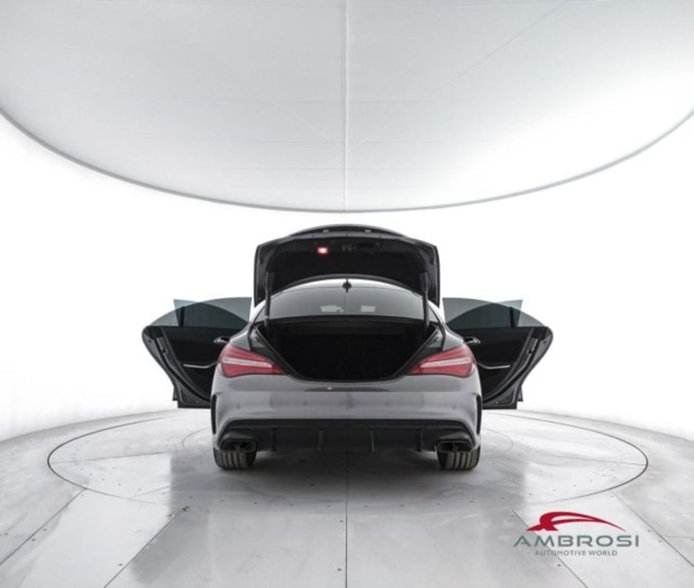 Mercedes-Benz CLA Shooting Brake usata a Perugia (7)