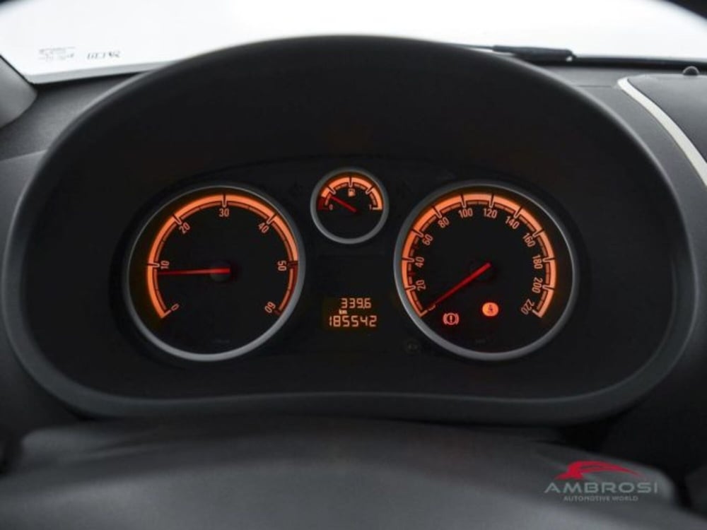 Opel Corsa usata a Perugia (13)