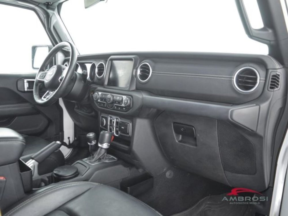 Jeep Wrangler Unlimited usata a Perugia (12)