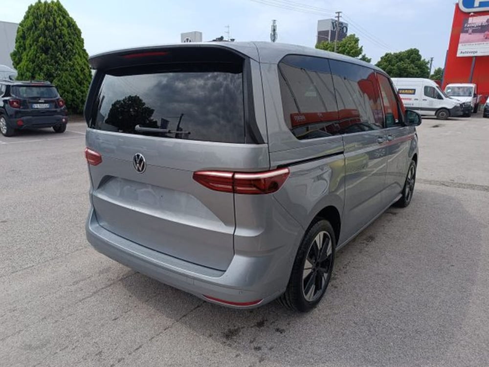 Volkswagen Multivan nuova a Vicenza (4)