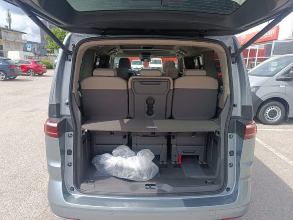 Volkswagen Multivan nuova a Vicenza (5)