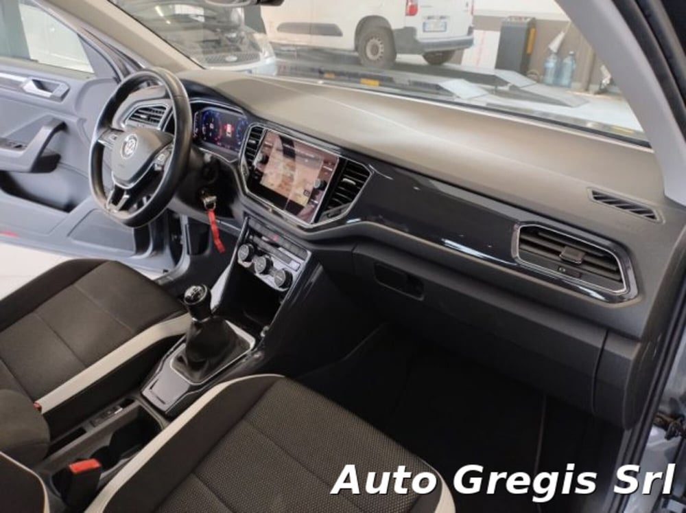 Volkswagen T-Roc usata a Milano (12)