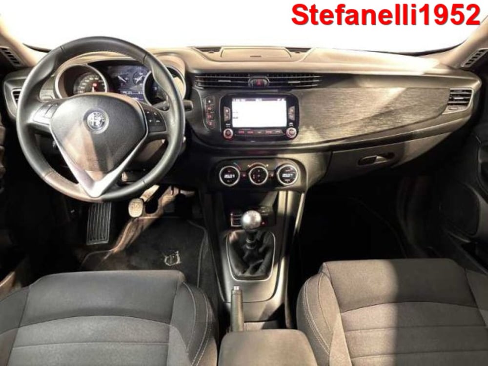 Alfa Romeo Giulietta usata a Bologna (13)