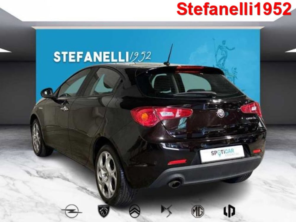 Alfa Romeo Giulietta usata a Bologna (5)