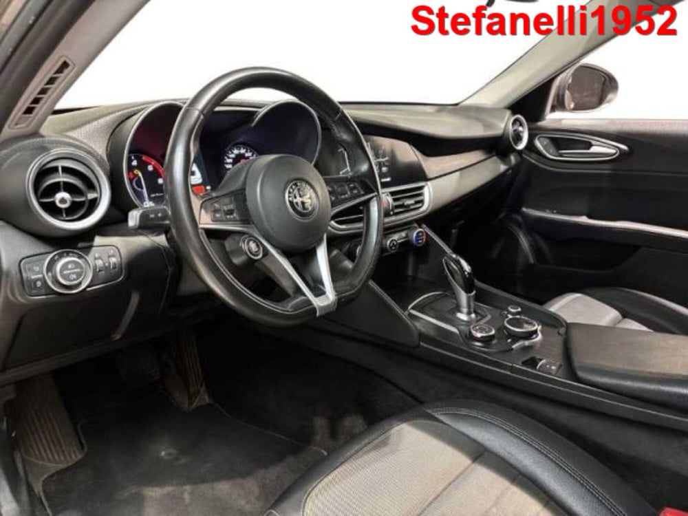 Alfa Romeo Giulia usata a Bologna (11)