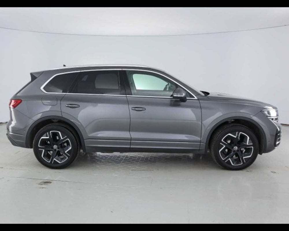 Volkswagen Touareg usata a Bologna (7)